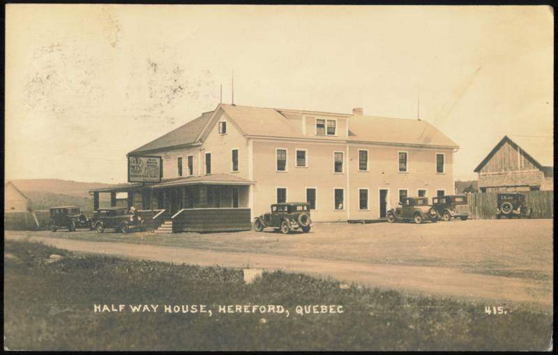 Half Way House with Vintage Automobiles Hereford QC Canada