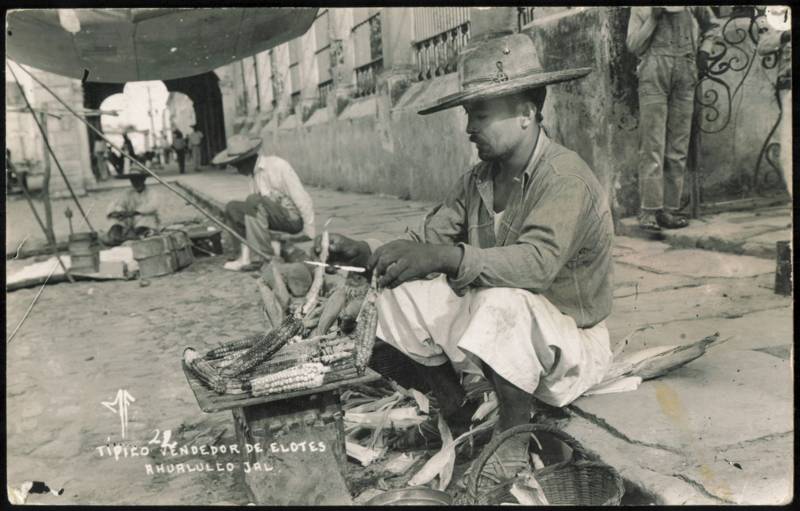 Tipico Vendedor de Elotes, Mexican Street Corn Vendor Ahualulco Mexico