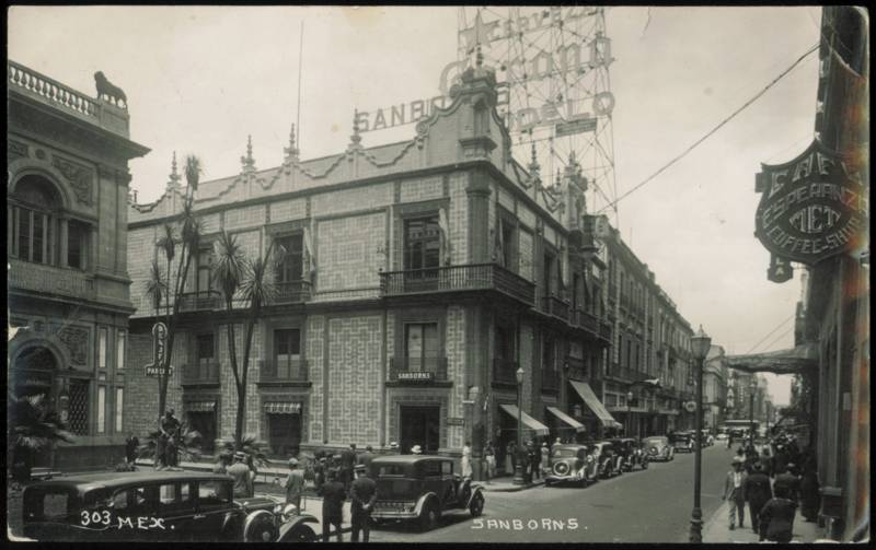 Sanborns at Casa de los Azulejos Street Scene Mexico City