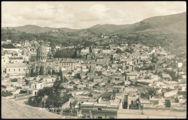 Panoramic View of City & Templo de la Compañía Guanajuato Mexico