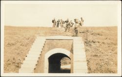 Salla Port Indian Chiefs, Old Fort Niagara Postcard
