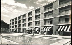 Hotel Araxa Swimming Pool and Patio Postcard