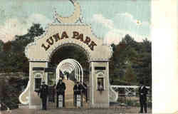 Luna Park Entrance from Nay Aug Park Scranton, PA Postcard Postcard