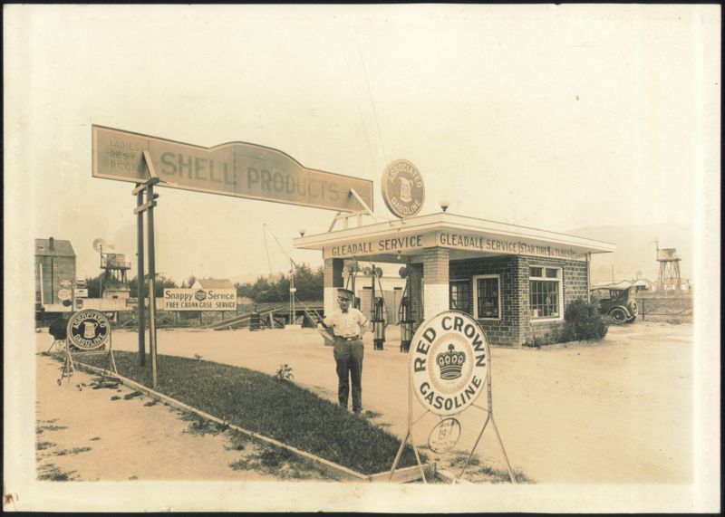 Gleadall Service Station with Shell Products and Red Crown