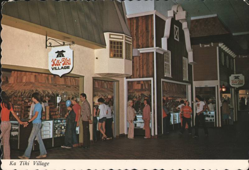 Ka-Tiki Village, Old Chicago Mall