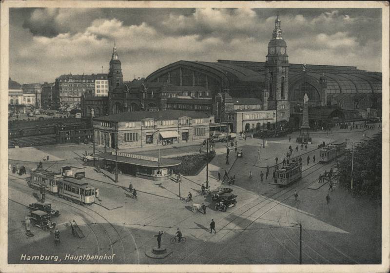 Hauptbahnhof Forecourt with Trams and Traffic