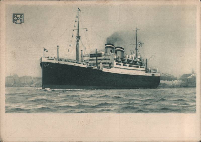 Hamburg-Amerika Linie HAPAG Ocean Liner at Sea