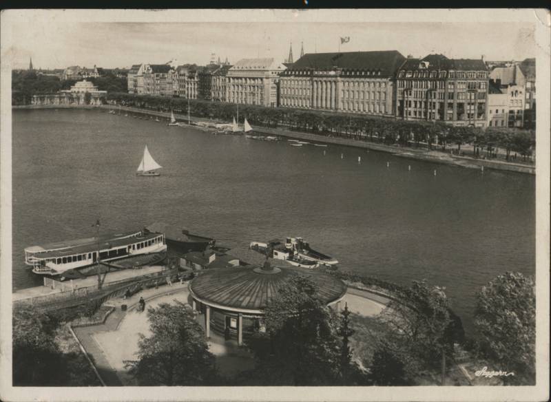 Blick auf den Alsterdamm and Binnenalster