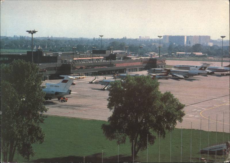 Flughafen Berlin-Schönefeld Interflug Airport Terminal