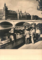 Les Bouquinistes, Quai de Gesvres, Conciergerie Postcard