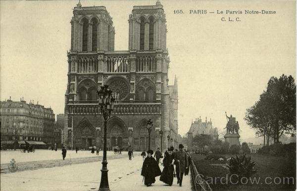 Le Parvis Notre Dame Paris France