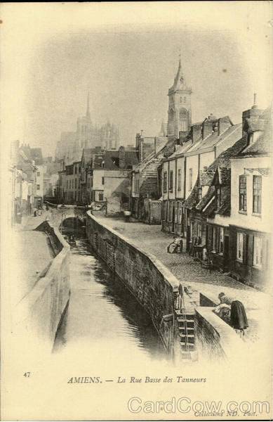 La Rue Basse Des Tanneurs Amiens France
