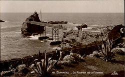Le Rocher De La Vierge Postcard