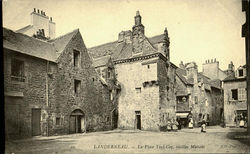 La Place Toul Coq Vieilles Maisons Postcard