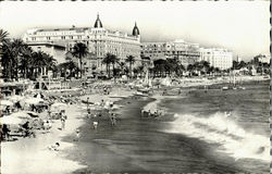 Cannes Le Carlton Hotel Et La Croisette Postcard