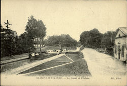 Chalons Sub Marne Le Canal Et l'Ecluse Postcard