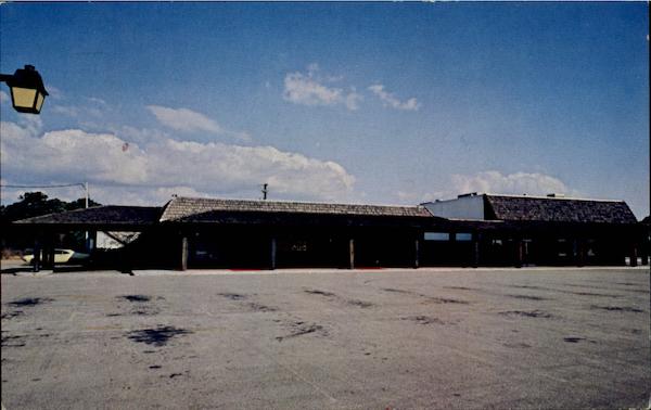 Long John's Pub, 2615 26th Street West Bradenton Florida