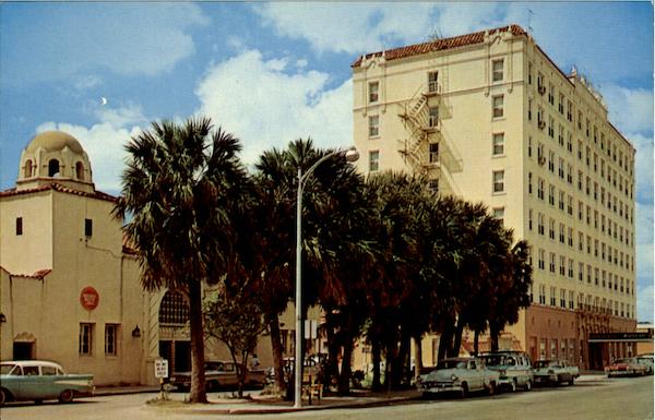 Downtown Levee Street, n Brownsville Texas