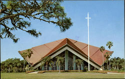 Pasadena Community Church, West of Central Avenue Pasadena Blvd Postcard
