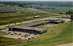 Holiday Inn, Hwy. 403 and Park Road Postcard