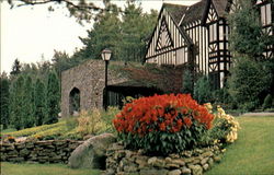 Peek N Peak Resort, Ye Olde Road Clymer, NY Postcard Postcard