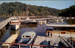 Norrie Yacht Basin, Norrie Point State Park Staatsburg, NY Postcard 