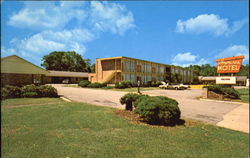 Americus Motel, On Highways 19, 280, 49 & 27 Postcard