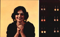 Dangle Lite Earrings Postcard