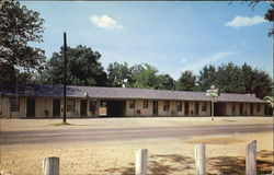 White Plaza Motel, Highway 67 Postcard