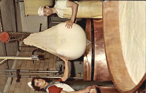 Muellers Cheese House Dipping Curd Sugarcreek Ohio