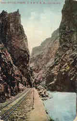 Royal Gorge, D. &. R. G. R. R. Railroad (Scenic) Postcard Postcard