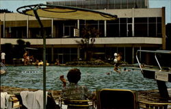 Broadwater Beach Hotel Postcard
