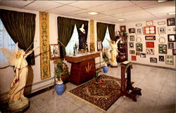 Rossello Gallery Postcard