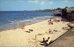 East Bay Dunbar, East Lothian Scotland Postcard Postcard