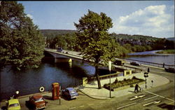 Queen's Bridge Postcard