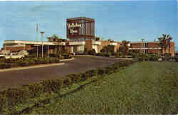 Holiday Inn Of Stony Brook, Nesconset Highway Centereach Long Island, NY Postcard Postcard