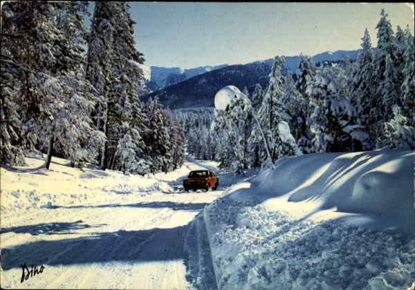 Lumiere Et Couleurs Des Pyrenees France