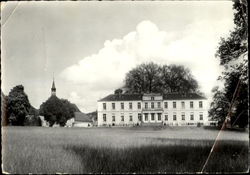 Flogny Postcard