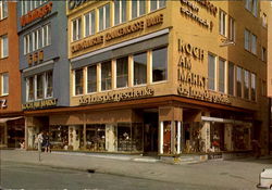 Koch Am Markt Das Haus Der 1000 Geschenke Postcard