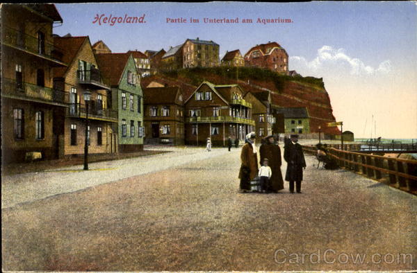 group visiting the aquarium Helgoland Germany