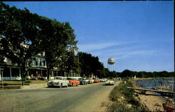 Lake Shore Hotel Postcard