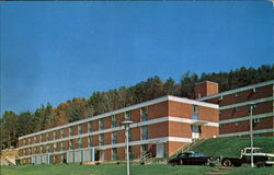 Pinecrest Manor, U. S. 15 & 6, Mansfield State College Postcard