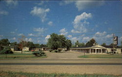 Revere Motel, 39200 Grand River Farmington, MI Postcard Postcard