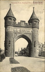 Memorial Arch, Bushnell Park Postcard