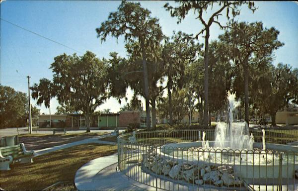 Fountain In Park Largo Florida