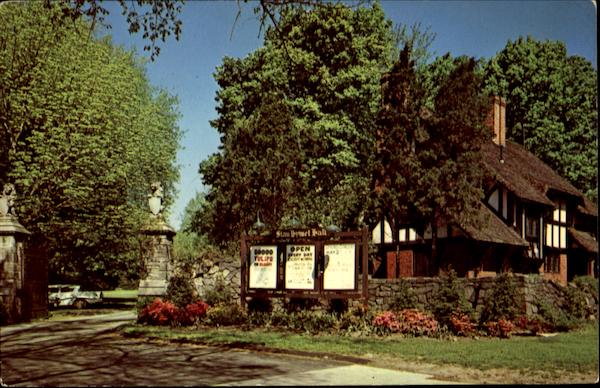 Stan Hywet Hall Entrance Akron Ohio