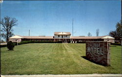 Village Motel, 620 West Main St Bellevue, OH Postcard Postcard