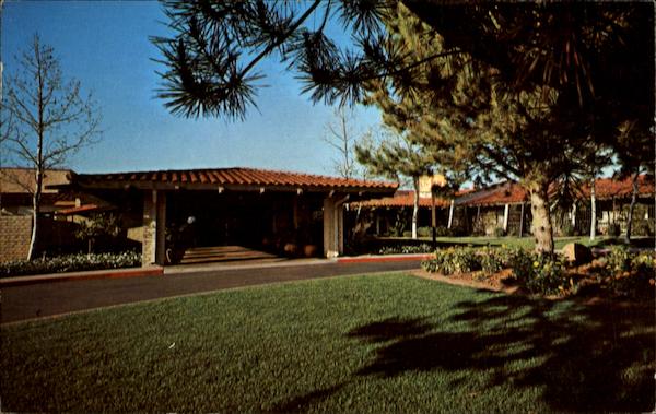 Entrance To The Inn Rancho Bernardo California