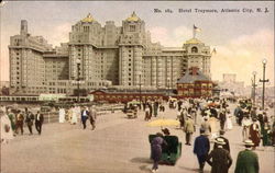 Hotel Traymore Postcard