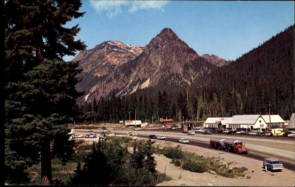 Summit Of Snoqualmie Pass Scenic Washington